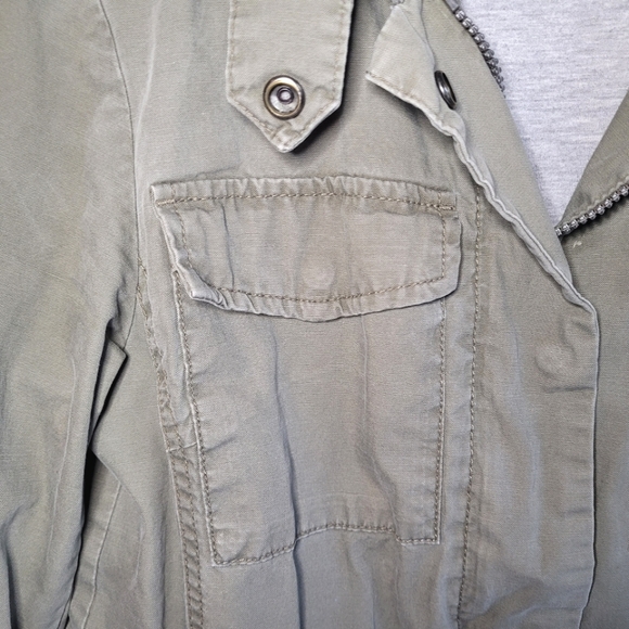 Gap Gray Green Women's Short Cargo Jacket Small - Picture 5 of 7